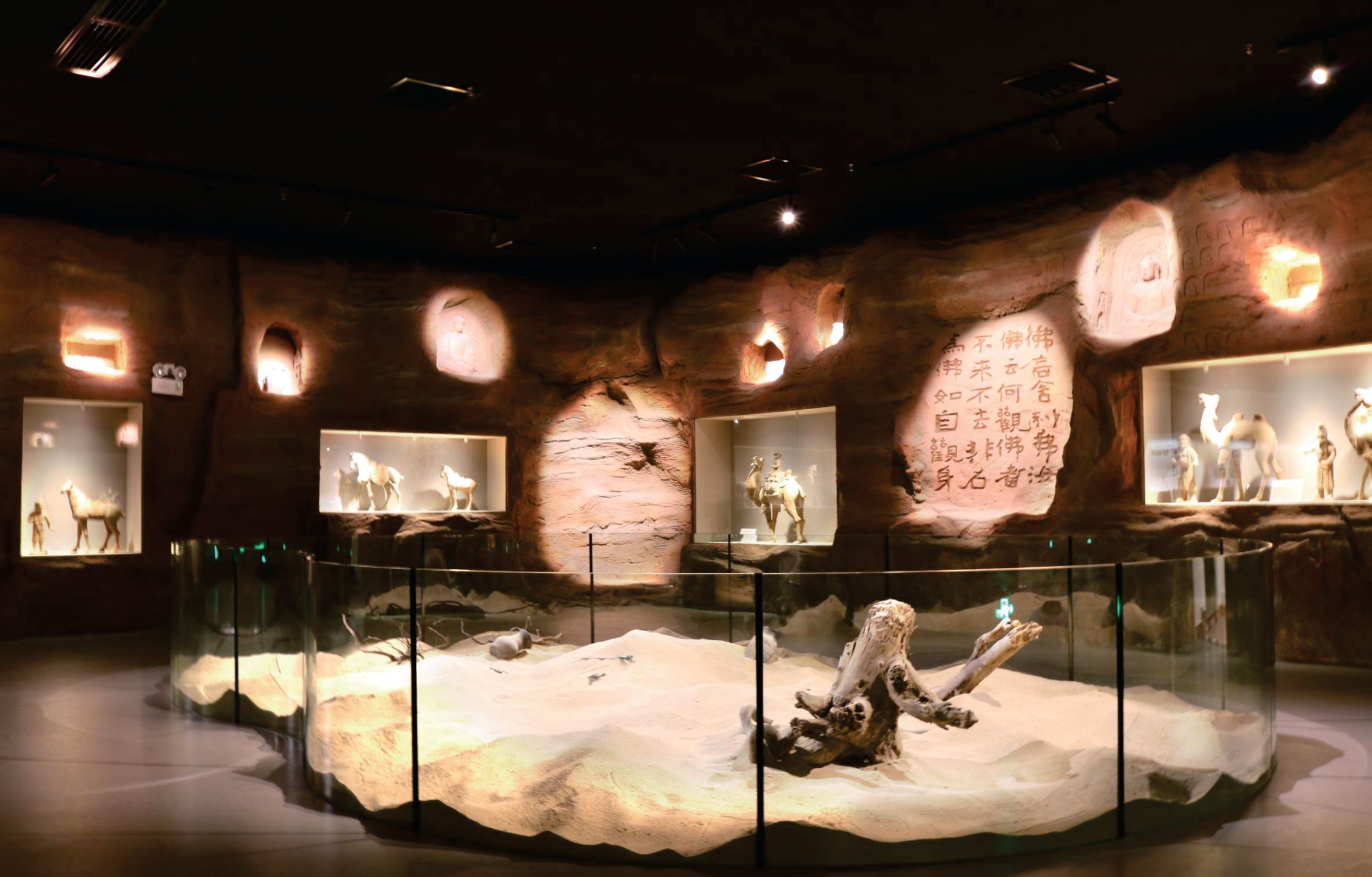 Exhibition lighting